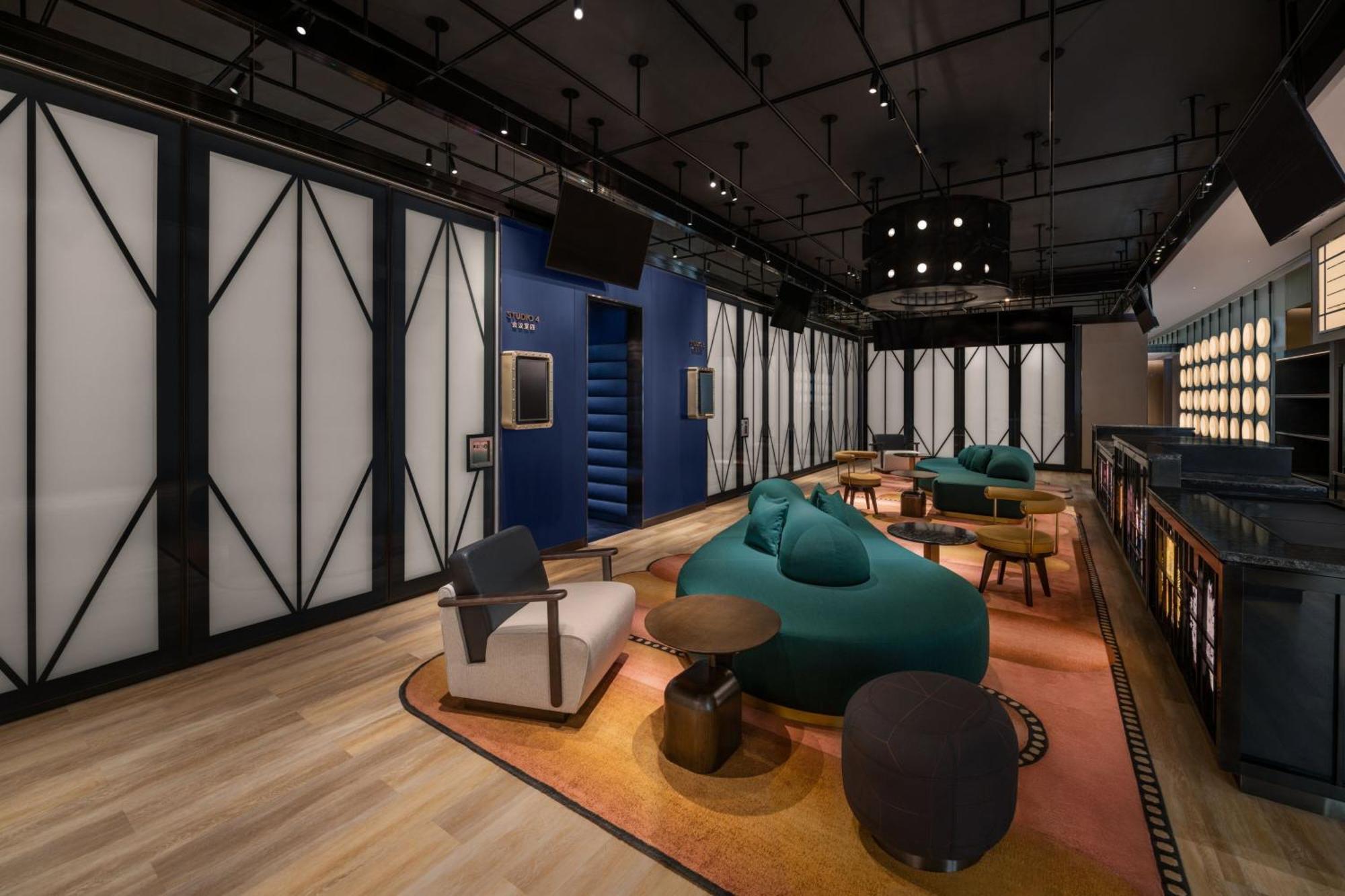 W Macau - Studio City Екстер'єр фото The interior of the lounge