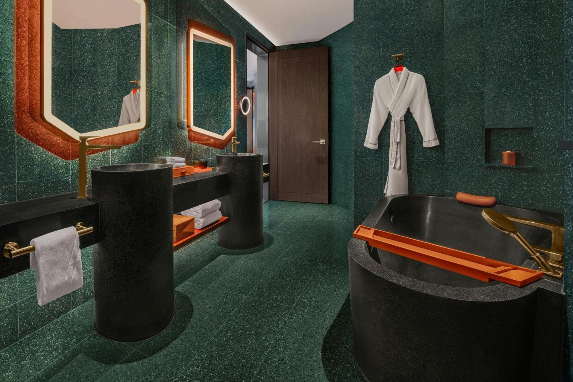 W Macau - Studio City Екстер'єр фото Bathroom